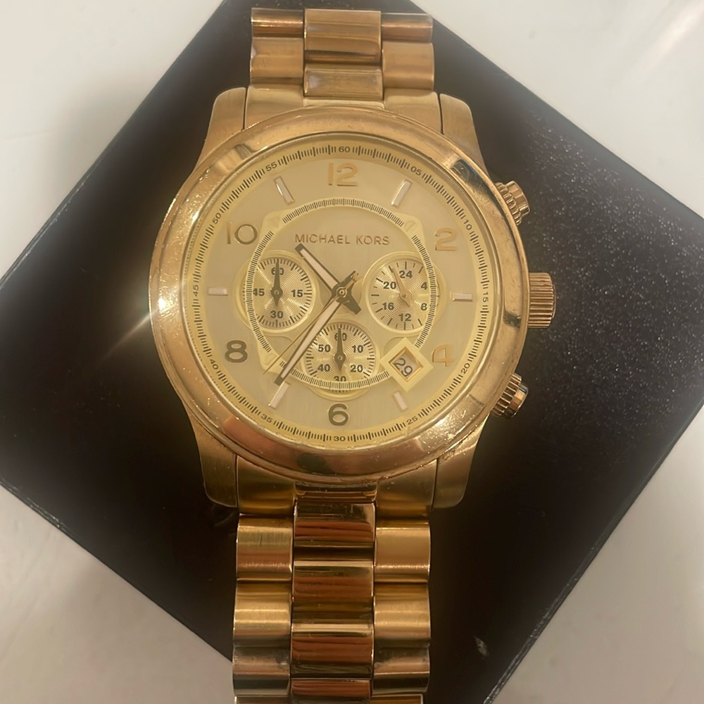 Michael Kors Men's Chronograph Runway Gold-Tone Stainless Steel Bracelet Watch